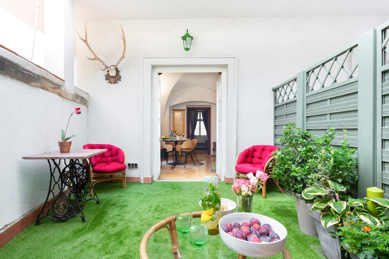 Adam'S Apartment - Best Location Praga Exterior foto