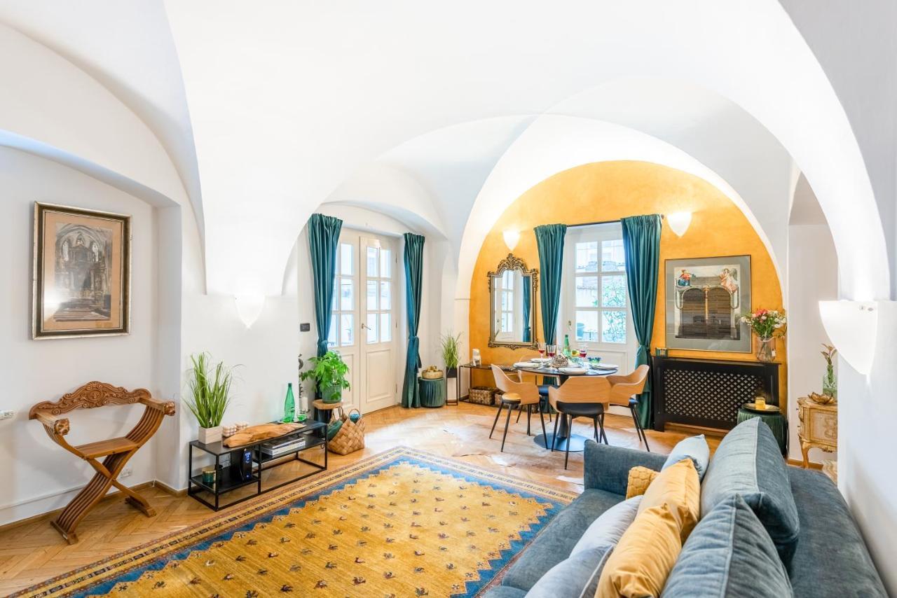 Adam'S Apartment - Best Location Praga Exterior foto